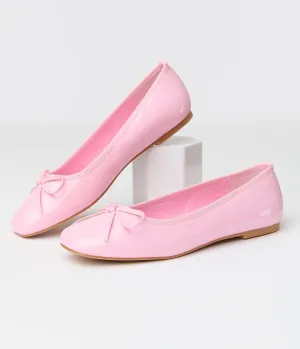 1960s Blush Pink Patent Leatherette Flats