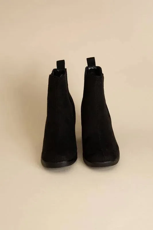 Arbor Boots: Vintage Charm with Modern Appeal