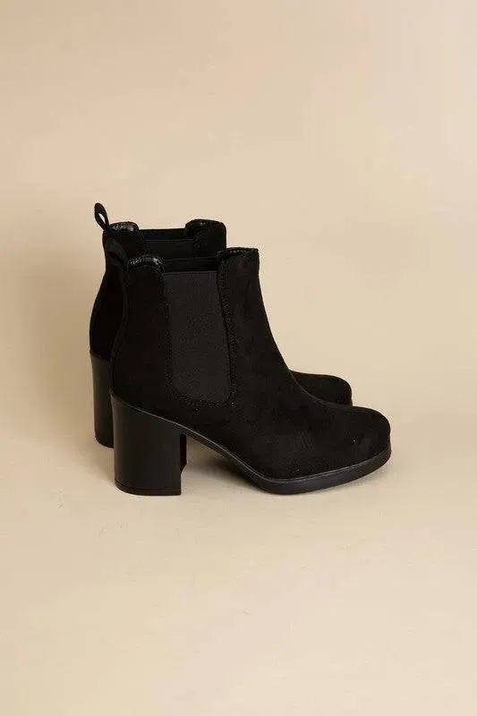 Arbor Boots: Vintage Charm with Modern Appeal