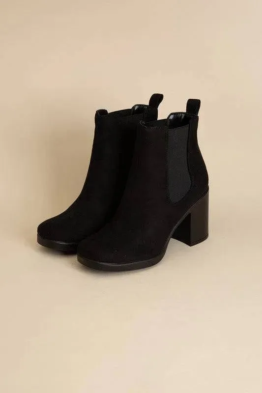 Arbor Boots: Vintage Charm with Modern Appeal
