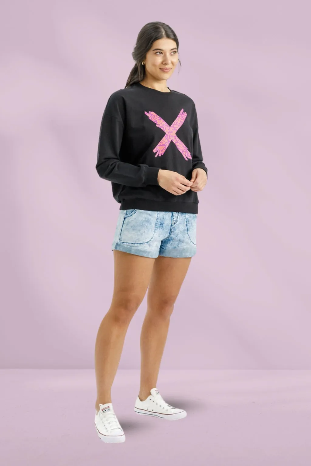 Homelee Kayla Crew Black with Sunset Floral X