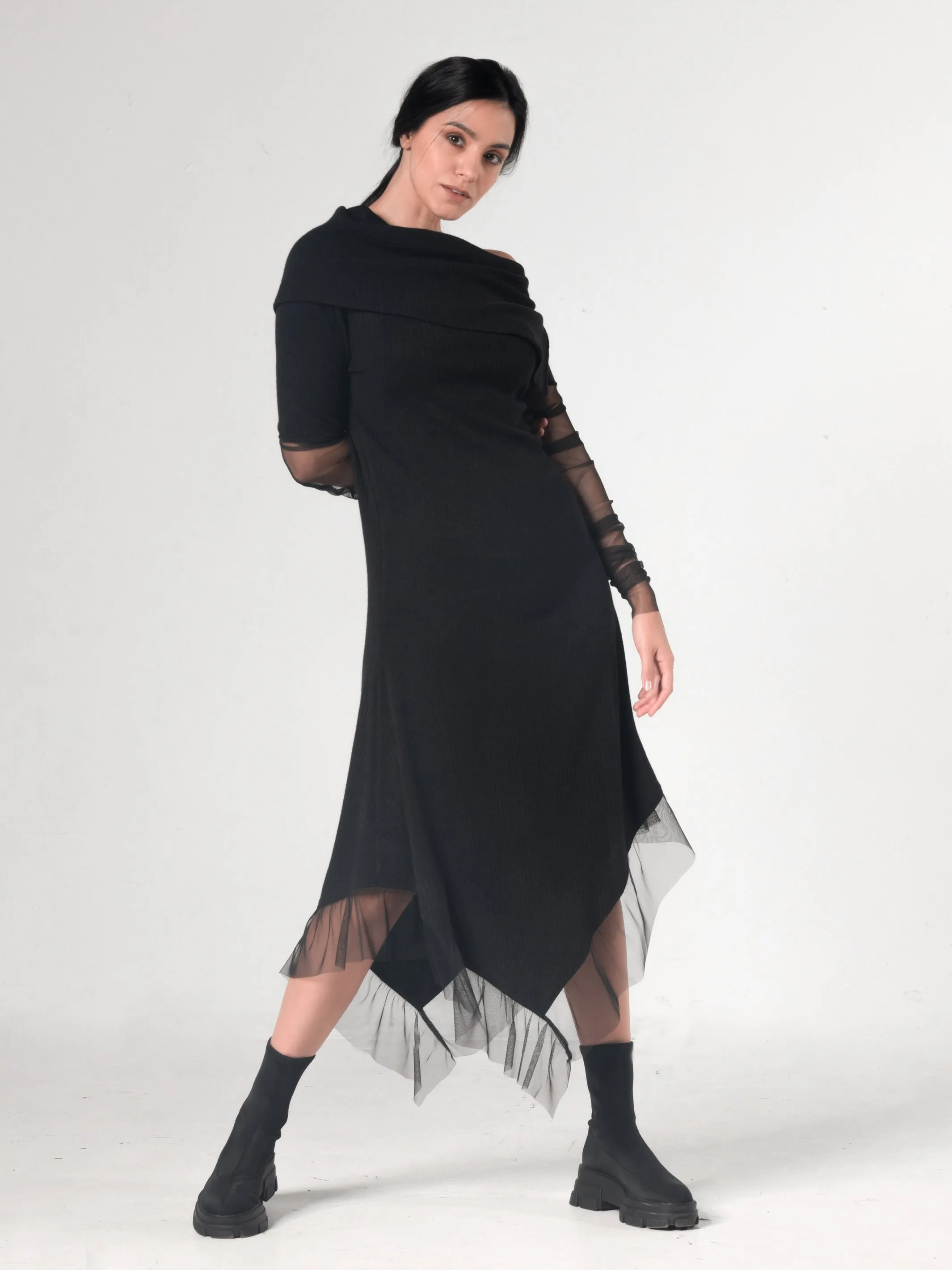 Long Black Dress With Tulle Sleeves