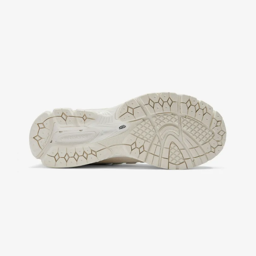 NEW BALANCE 1906 M1906RPC Polka Dot Sea Salt Unisex (LF)