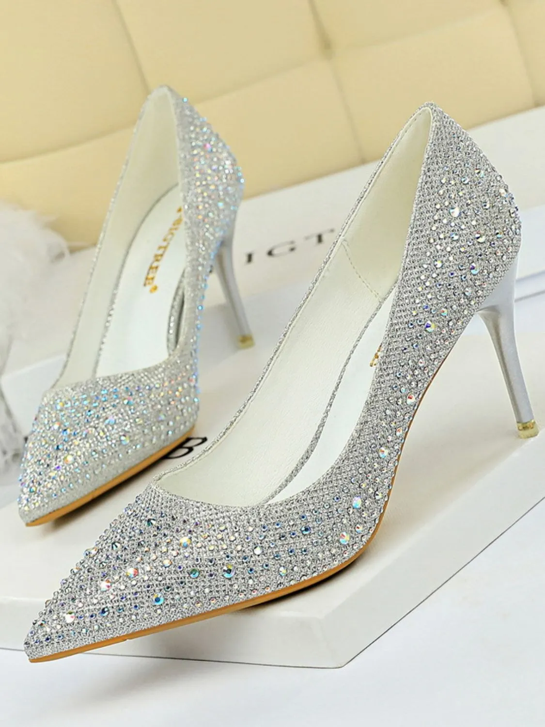 Point Toe Rhinestone Decor Stiletto Pumps