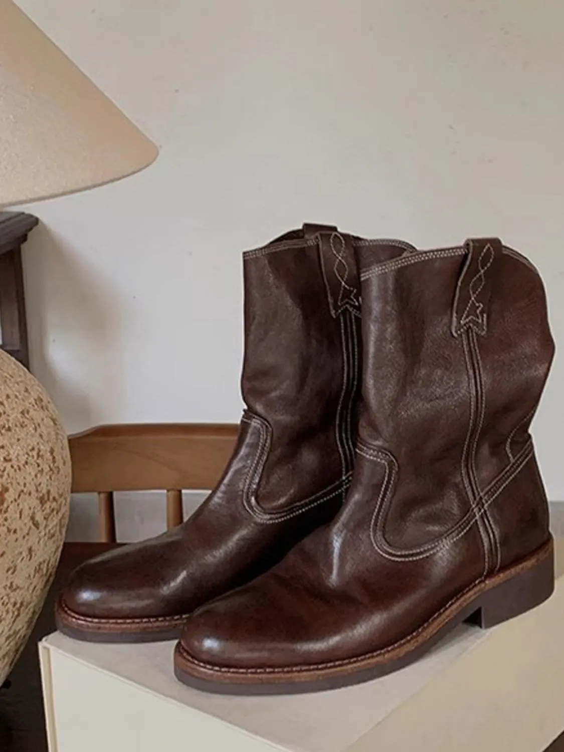 Round Toe Platform Boots