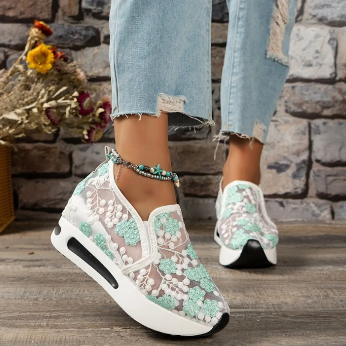 Round Toe Platform Sneakers
