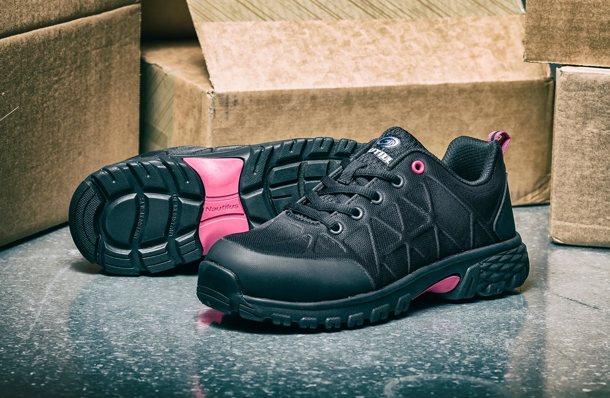 Women's Spark Black Carbon Toe EH Athletic Work Shoe